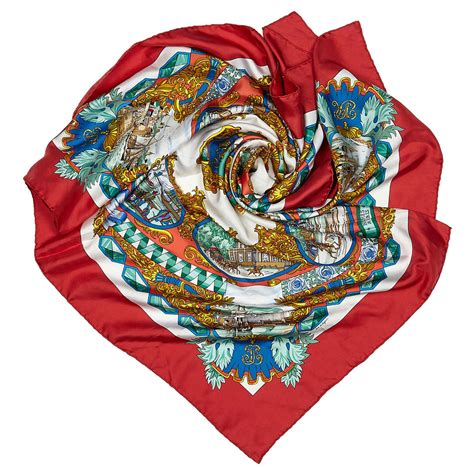 foulard hermes femme.